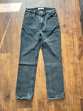 Abercrombie & Fitch The Ankle Straight Ultra High Rise Black Jeans Size 25/0R